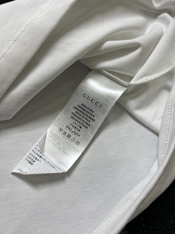 ブランドTシャツ細部ディテール